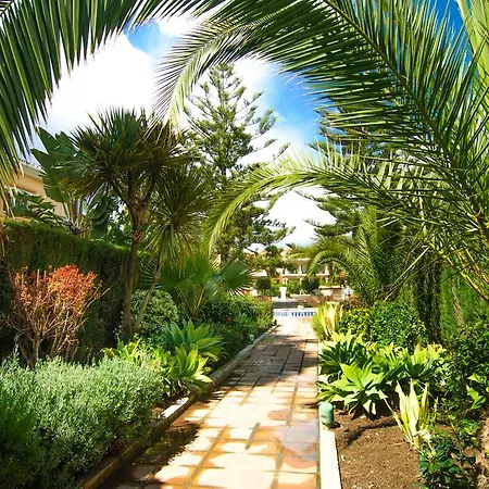 First Line Townhouse Venalmar Holiday home *